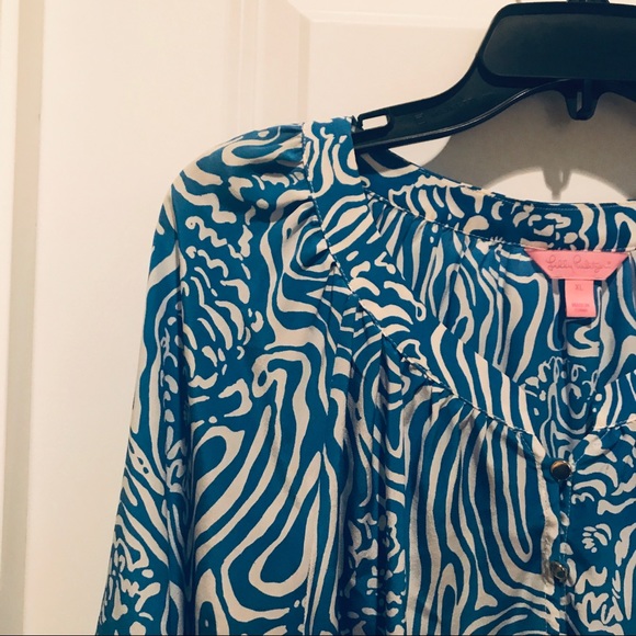 Lilly Pulitzer Tops - Lilly Pulitzer Camille Top - Night Swimming XL